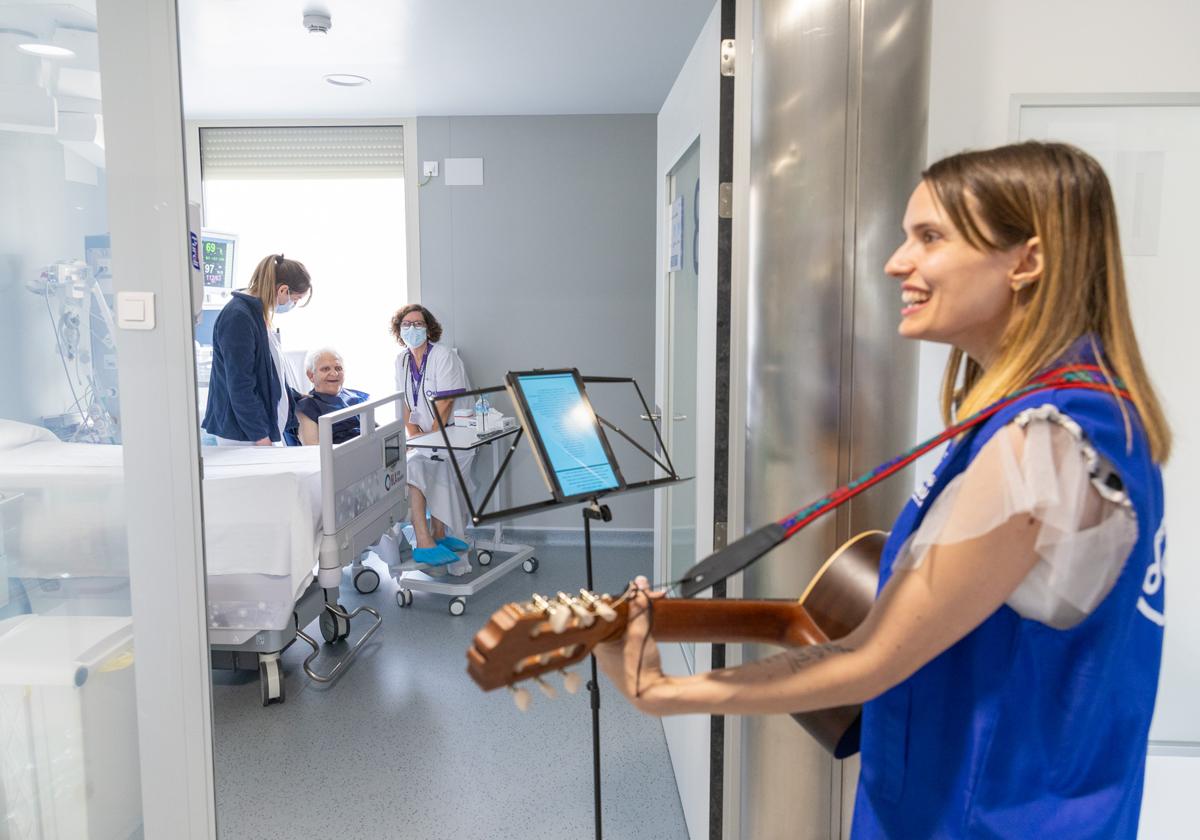 The initiative has been organized in collaboration with the Musicians for Health Foundation.