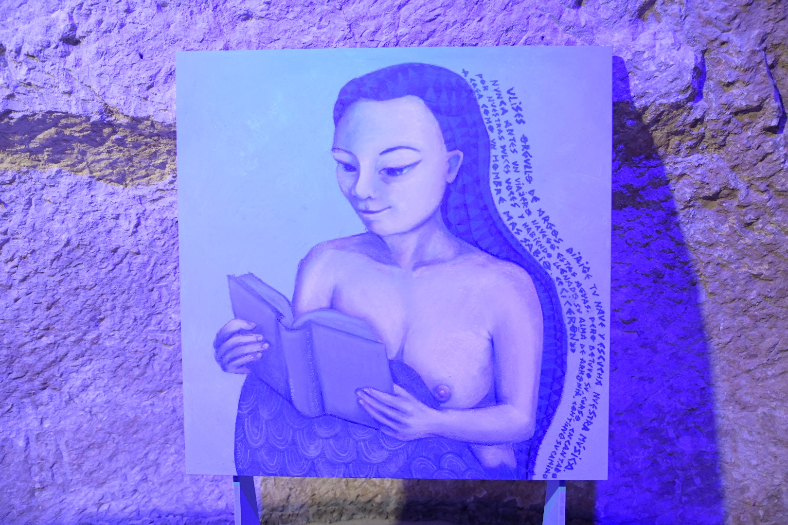 Así es la exposición 'Cantos de sirena' de Sómnica Bernabeu