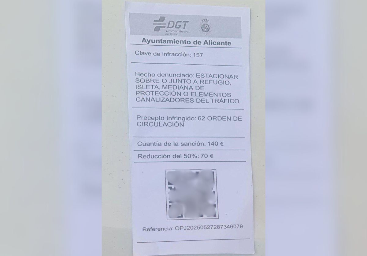 Image of the notice placed on cars.