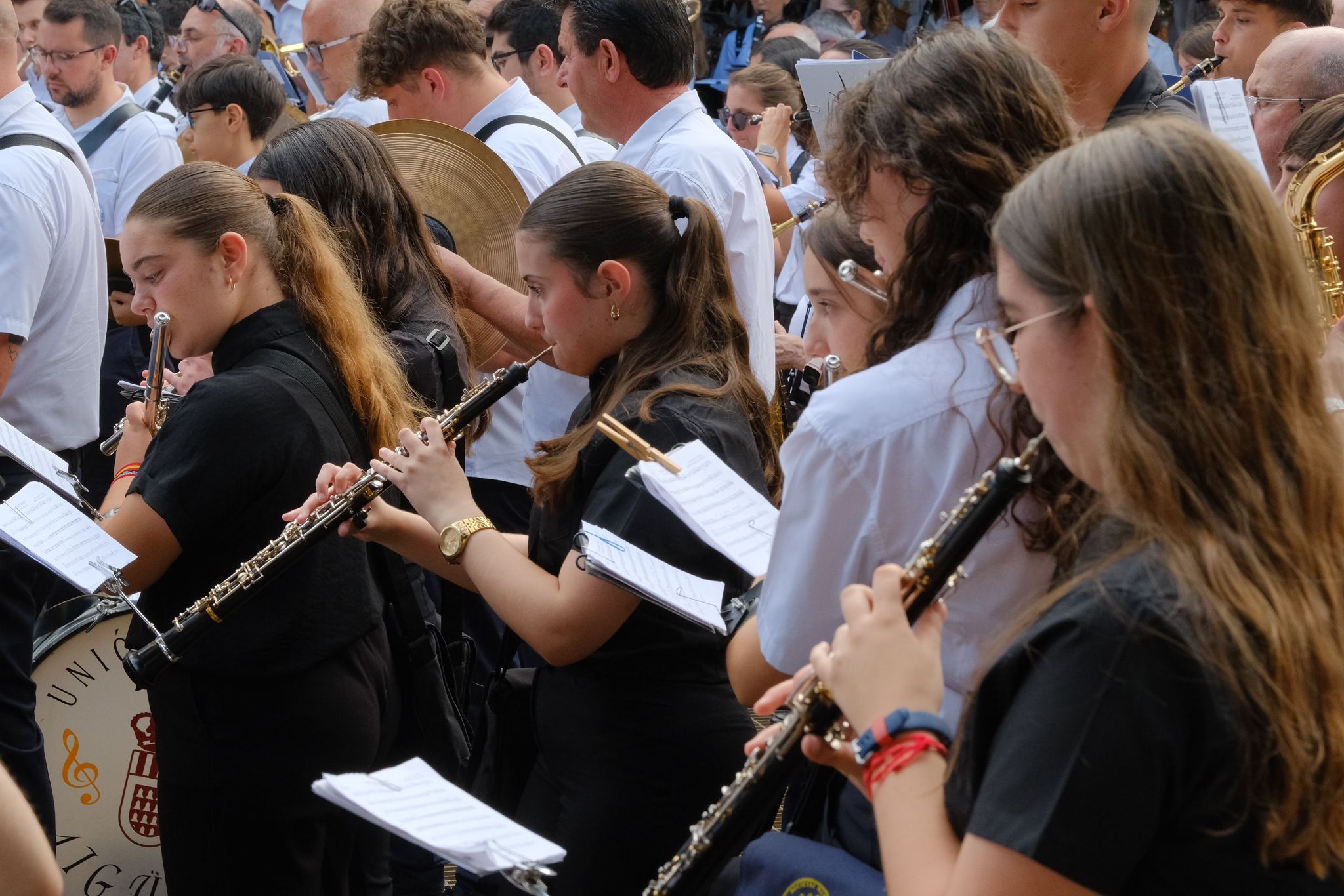 La música marca el inicio de la fiesta de las Hogueras de Alicante 2025