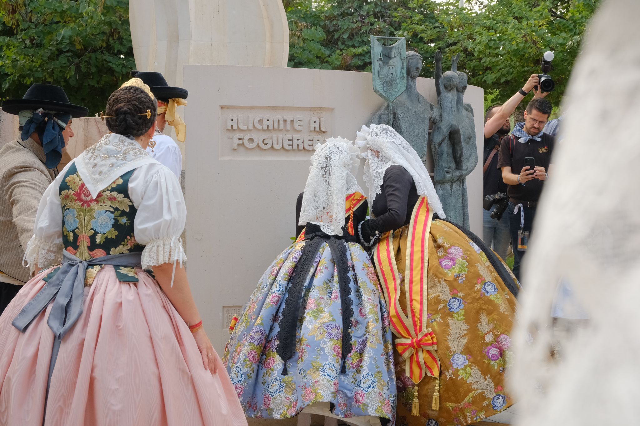 La música marca el inicio de la fiesta de las Hogueras de Alicante 2025