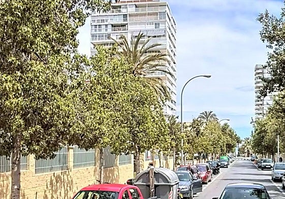 Cortes de luz en la playa de San Juan de Alicante.