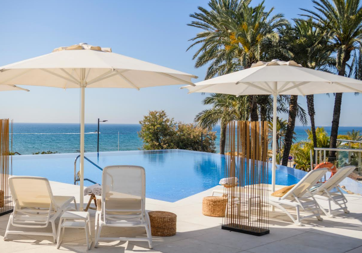 WOW Beach inaugura la temporada de verano en la Playa de la Glea de Orihuela Costa