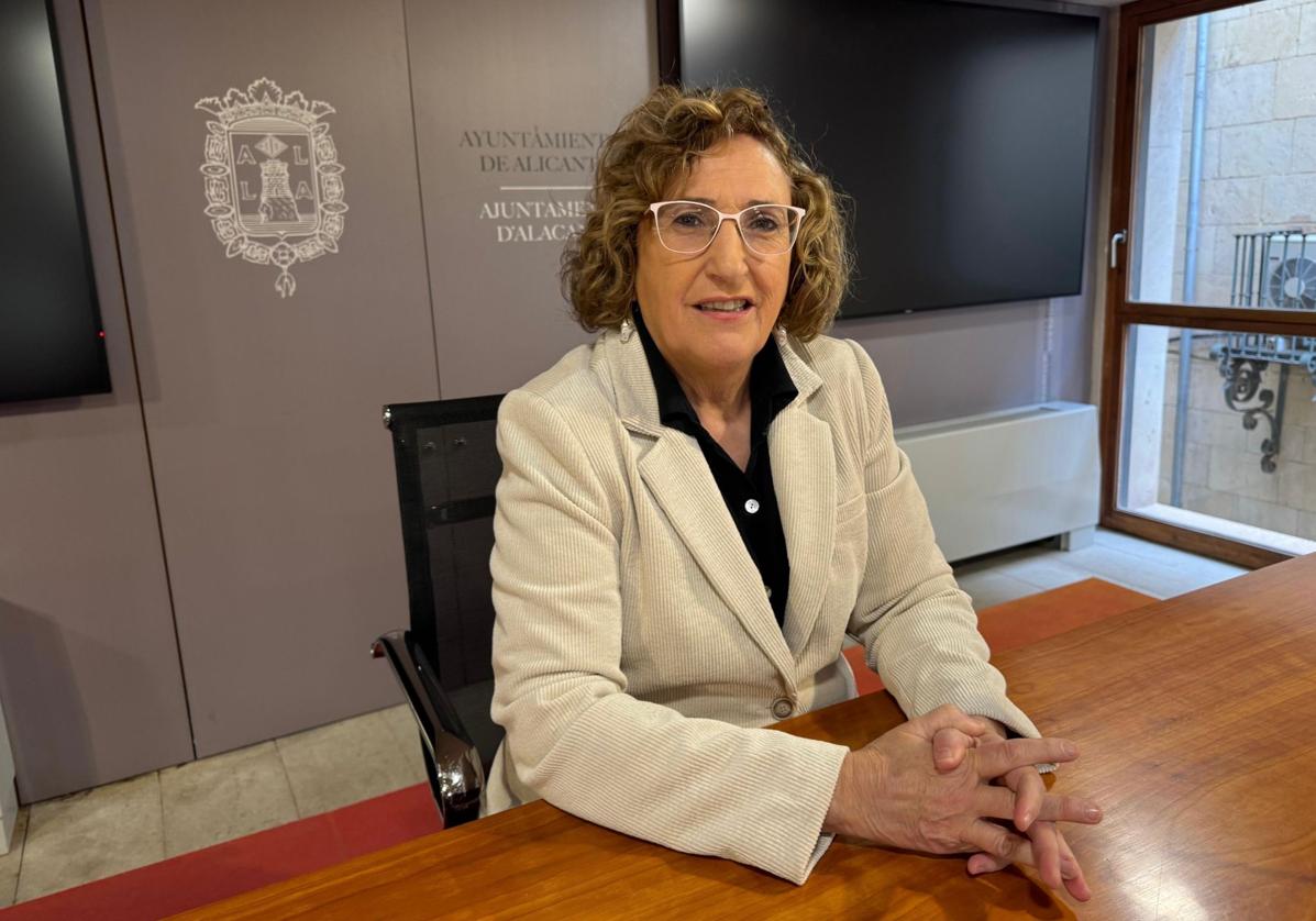 The Socialist spokesperson, Ana Barceló.