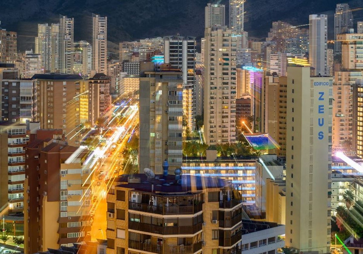 Image of a fully illuminated area in Benidorm