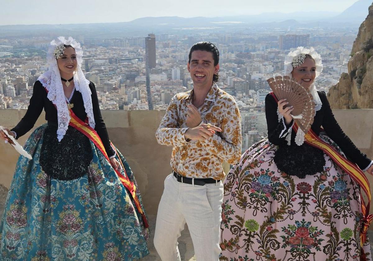 'Behind the scenes' of the music video for 'L'estiu comença ací'.
