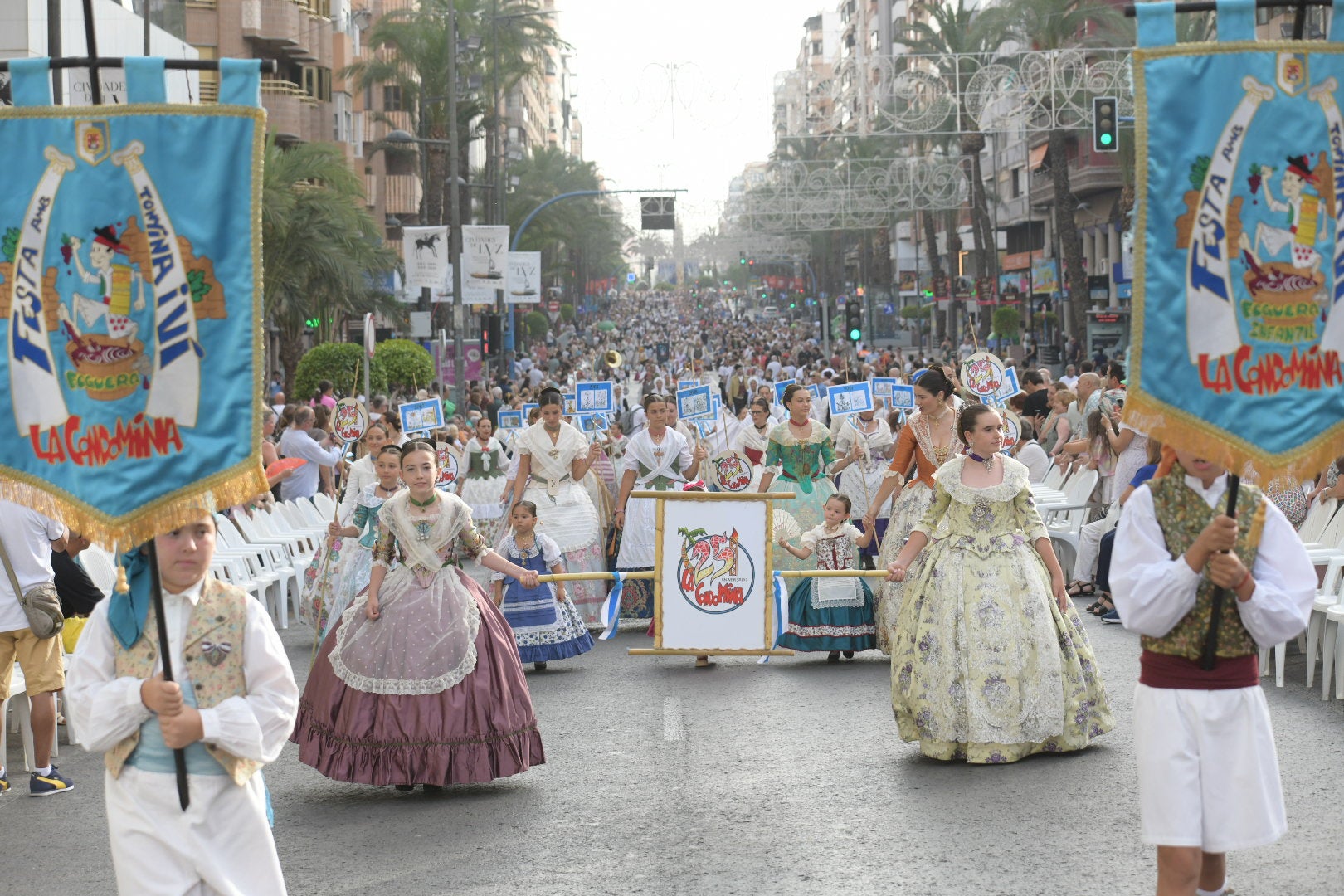 La Entrada de Bandas de las Hogueras 2025, en imágenes