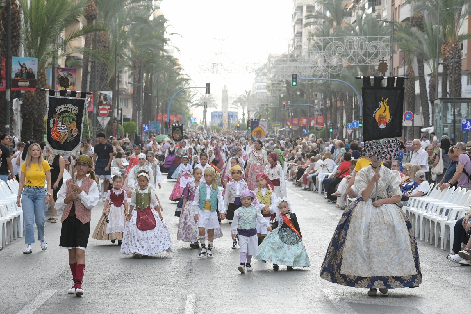 La Entrada de Bandas de las Hogueras 2025, en imágenes