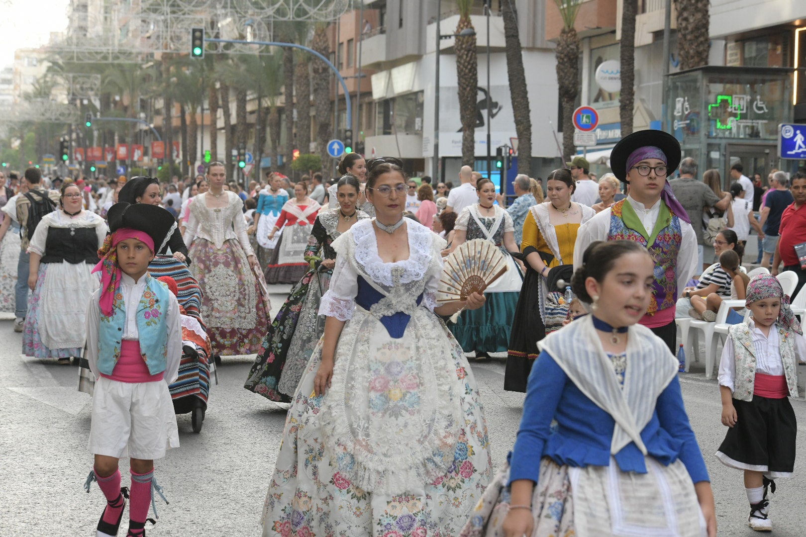 La Entrada de Bandas de las Hogueras 2025, en imágenes