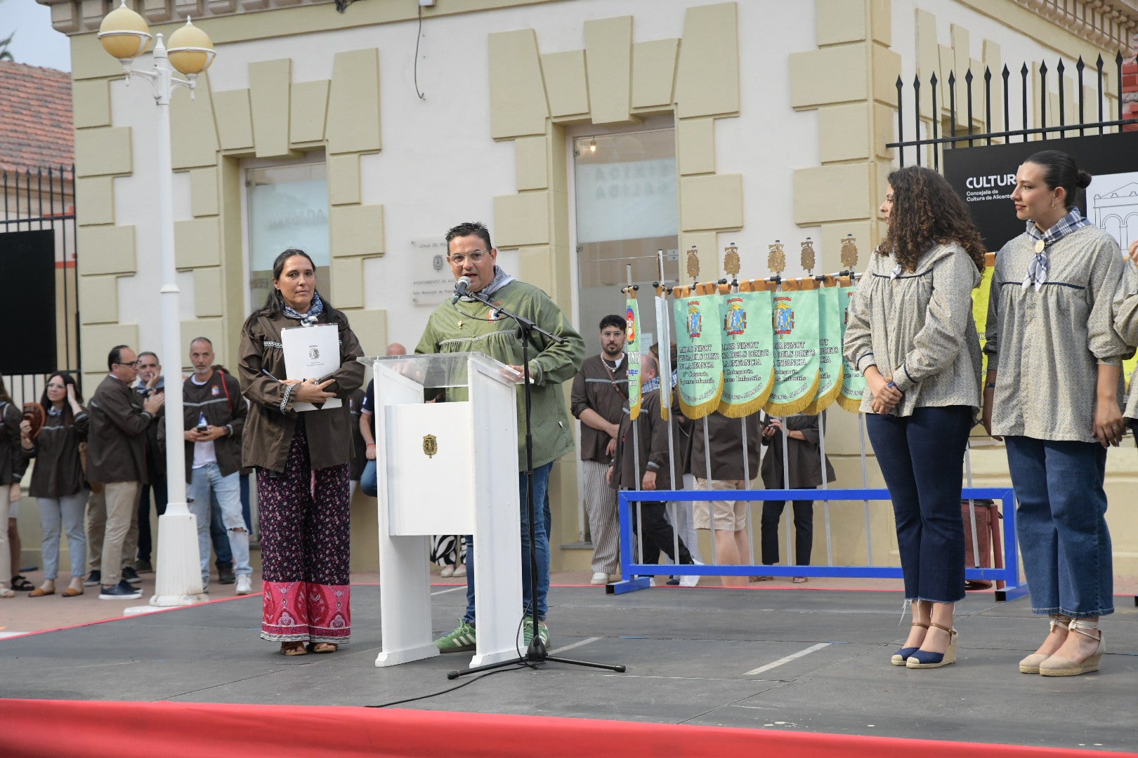 La entrega de premios de la exposición del ninot, en imágenes