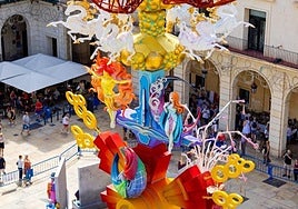 Hoguera oficial 2024, 'Leyendas alicantinas'.