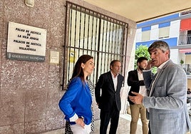 Ruth Merino junto al alcalde de La Vila Joiosa, Marcos Zaragoza