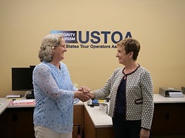 Reunión de la consellera con el turoperador de Estados Unidos.