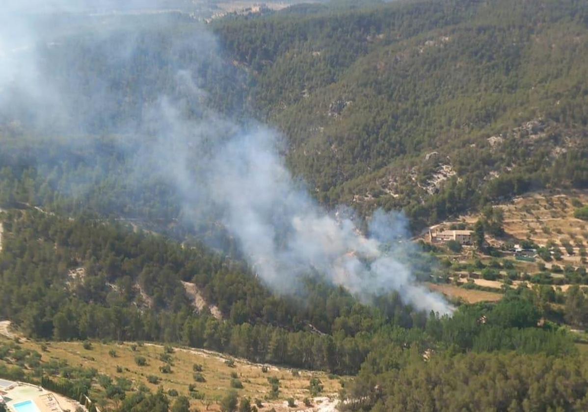 Incendio en Alcoi durante la tarde.