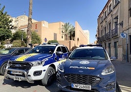 Patrullas de la Policía Nacional y Local de Orihuela.
