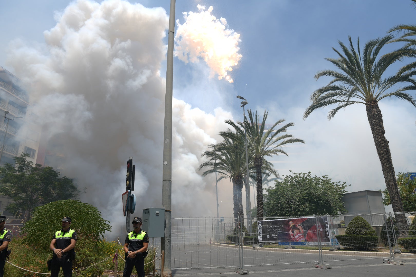 Así ha sido la mascletà de Ferrández de este 20 de junio
