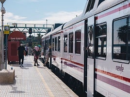 Tren cercanías en Alicante.
