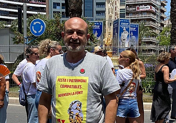 Manolo Copé en la mascletà.