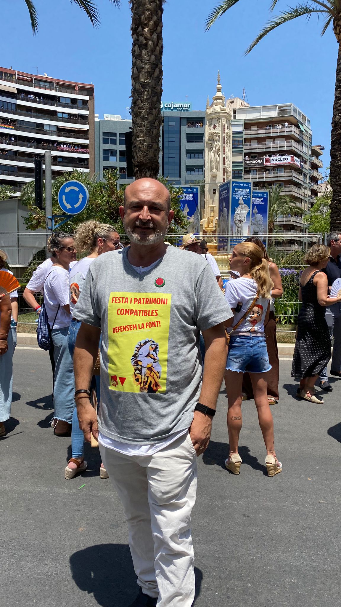 Manolo Copé en la mascletà.