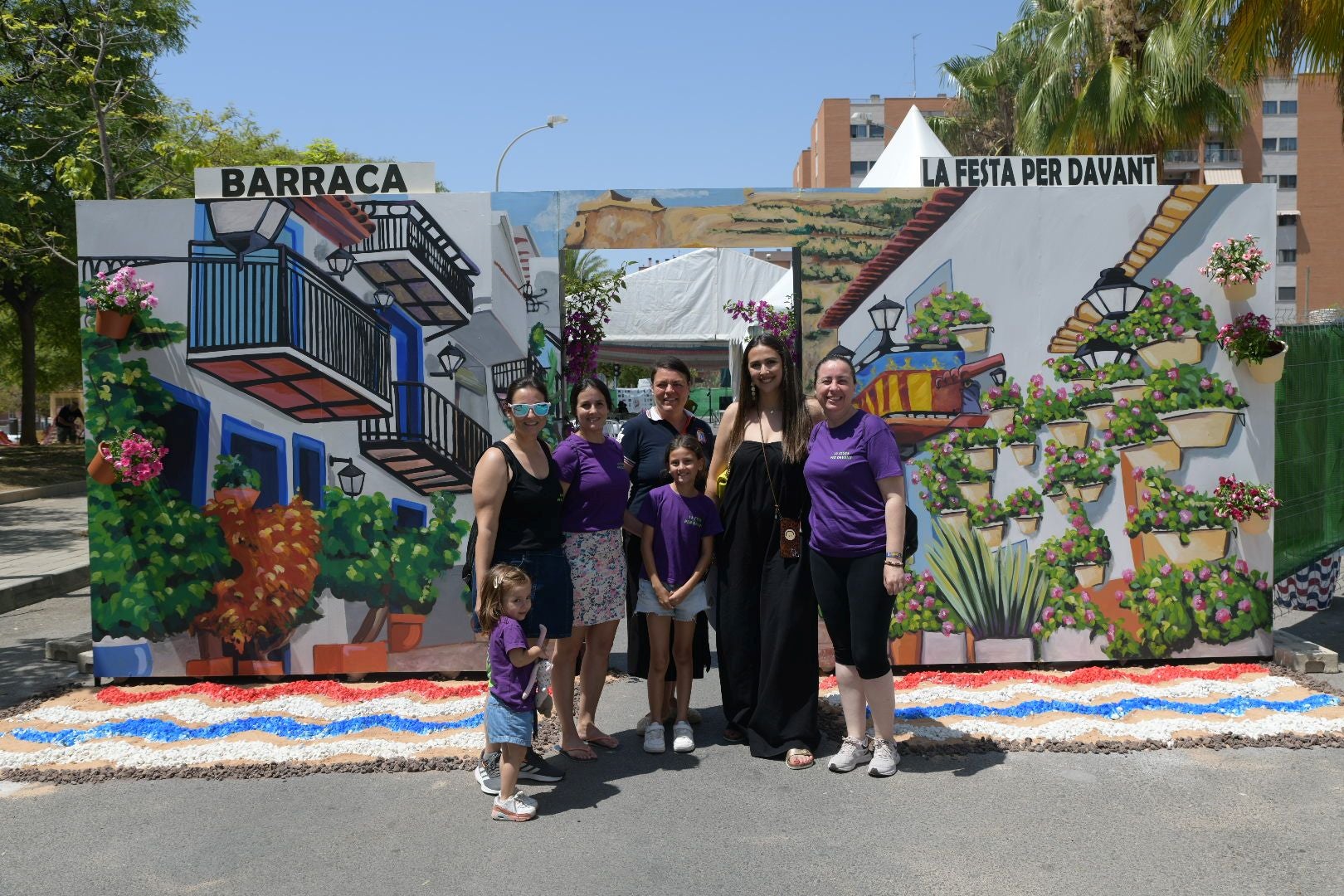 Todas las barracas que han optado a la portalada más alicantina de TodoAlicante