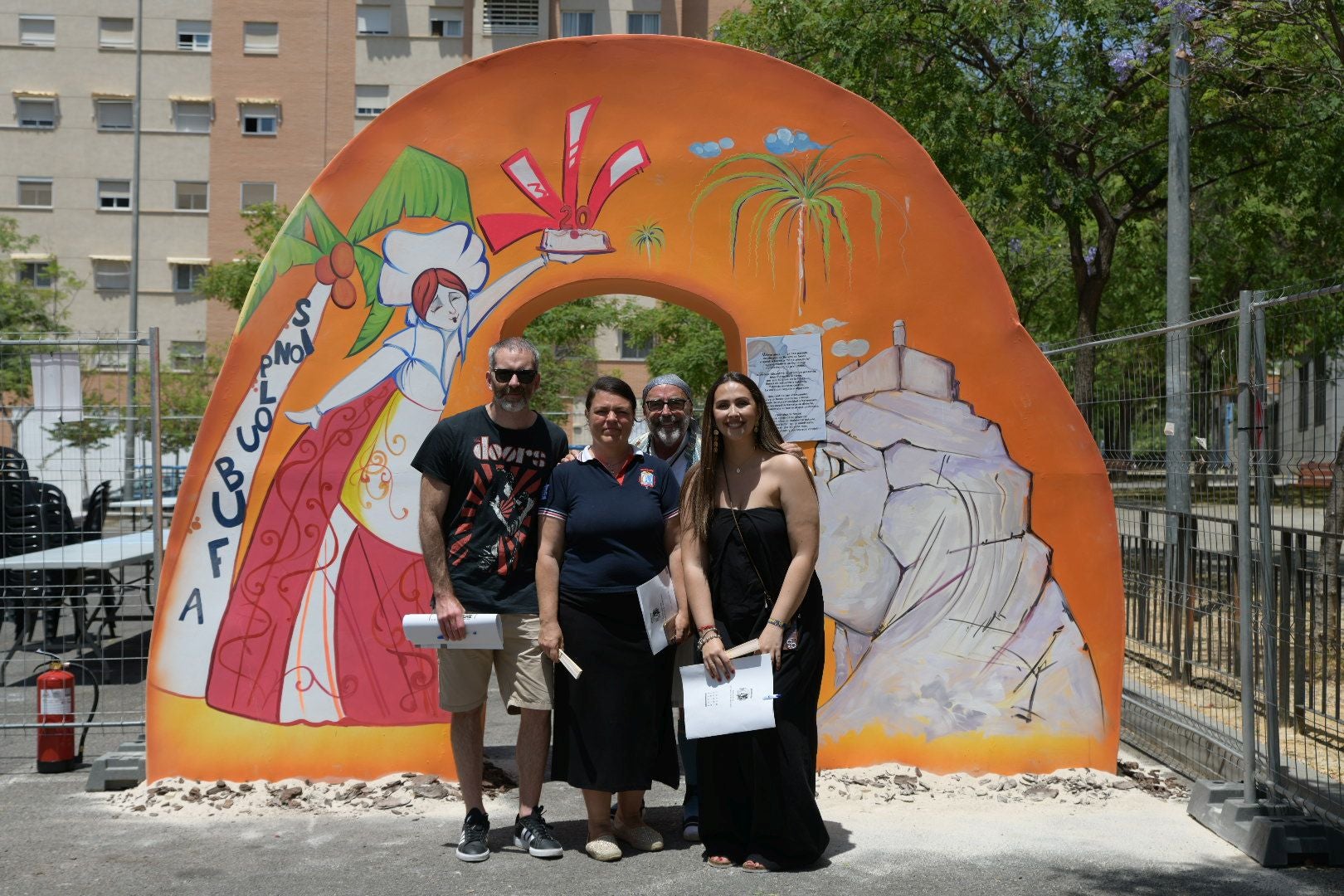 Todas las barracas que han optado a la portalada más alicantina de TodoAlicante