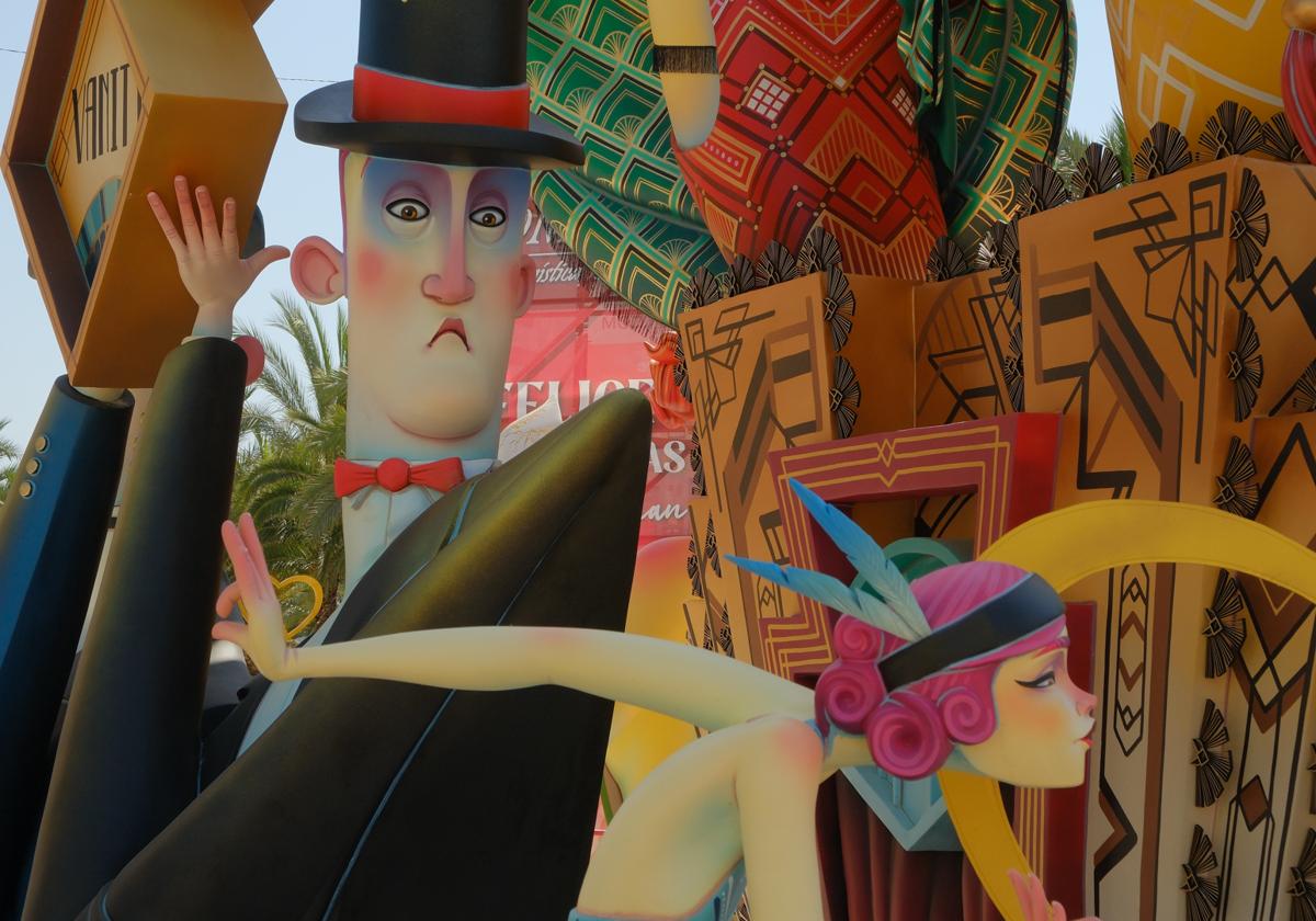 Una visita por &#039;Vanity&#039;, el primer premio de las Hogueras de Alicante