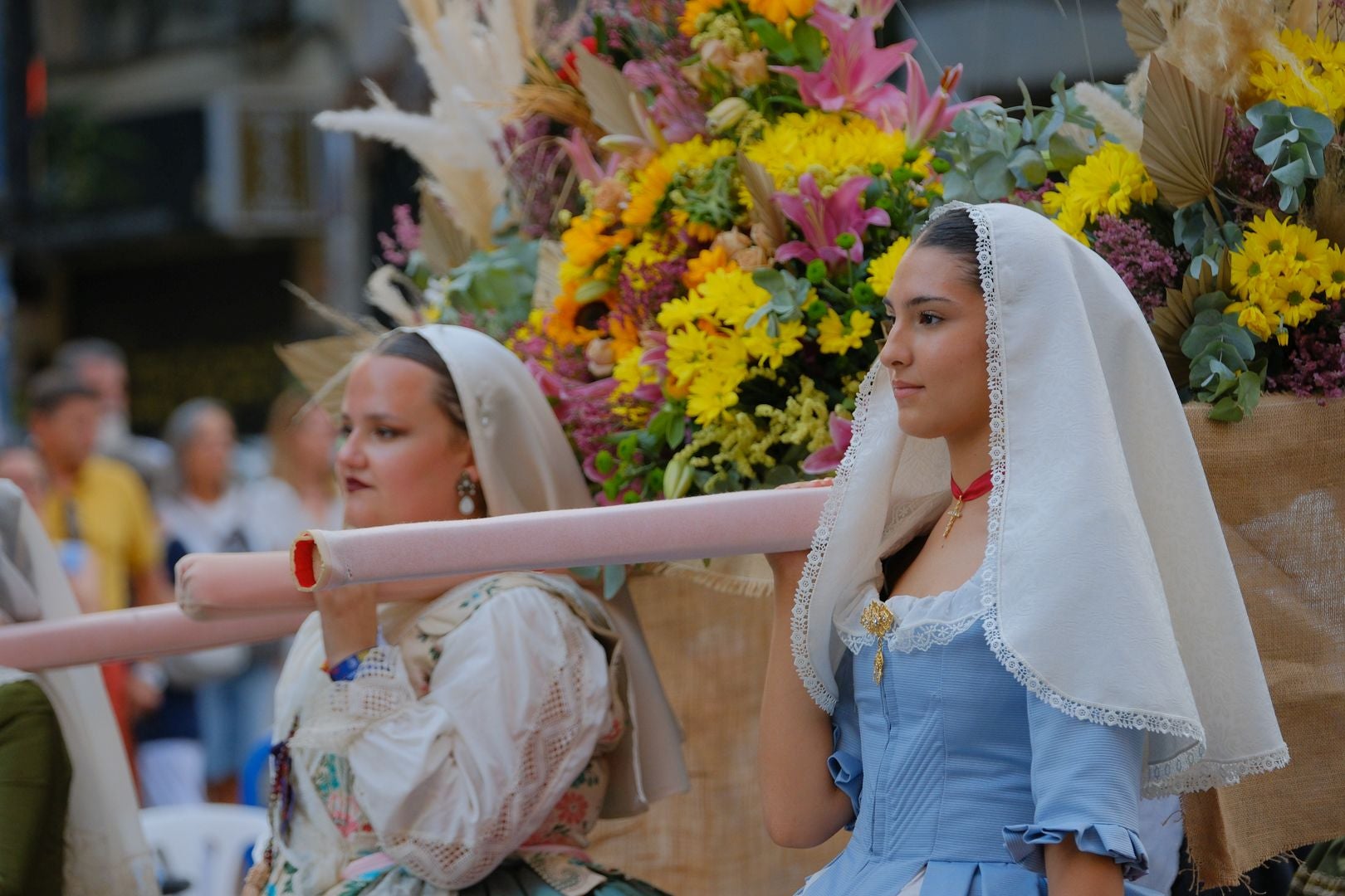 Las Hogueras cumplen con la patrona de Alicante