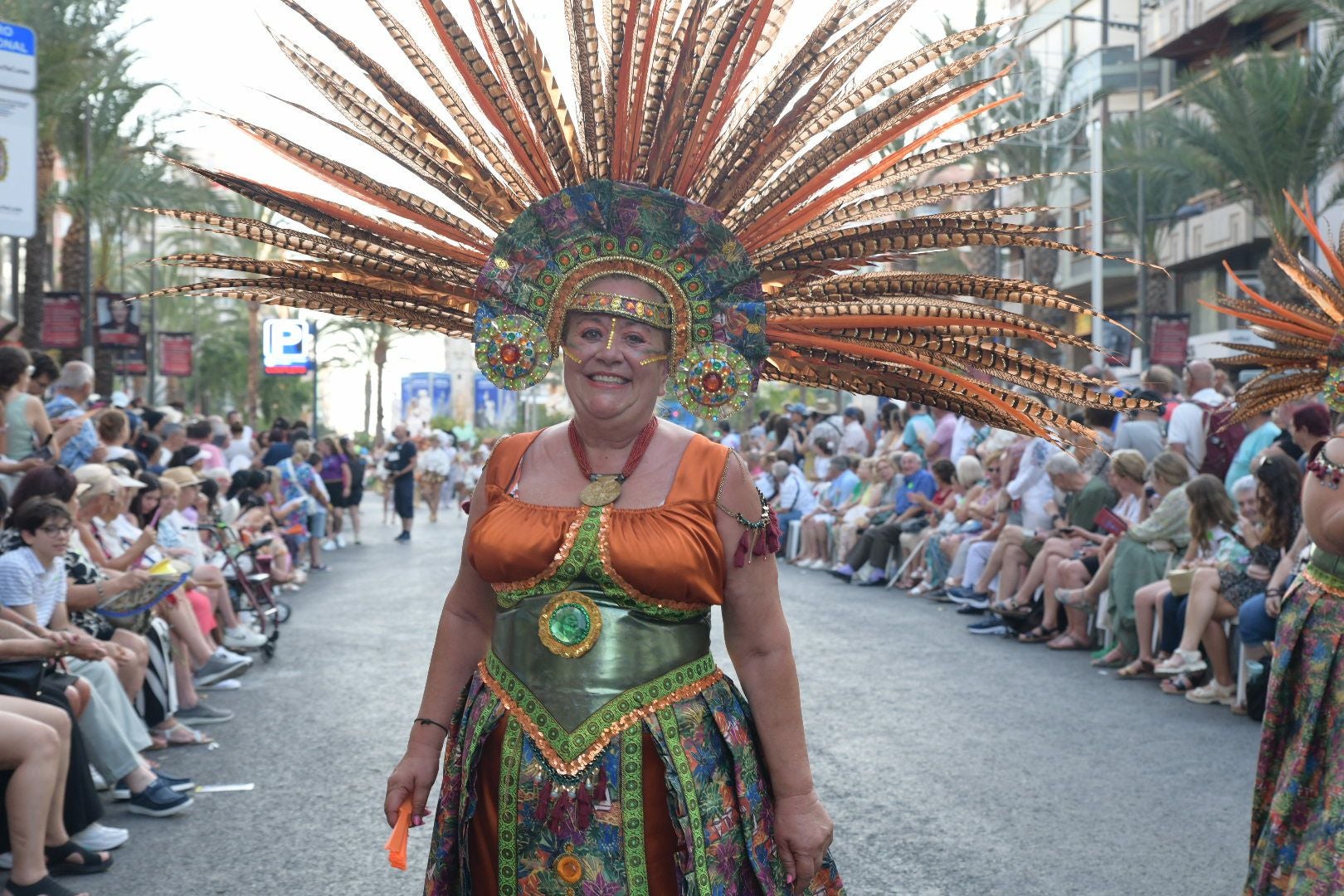 La música del mundo llega a Alicante en el desfile internacional de las Hogueras 2025