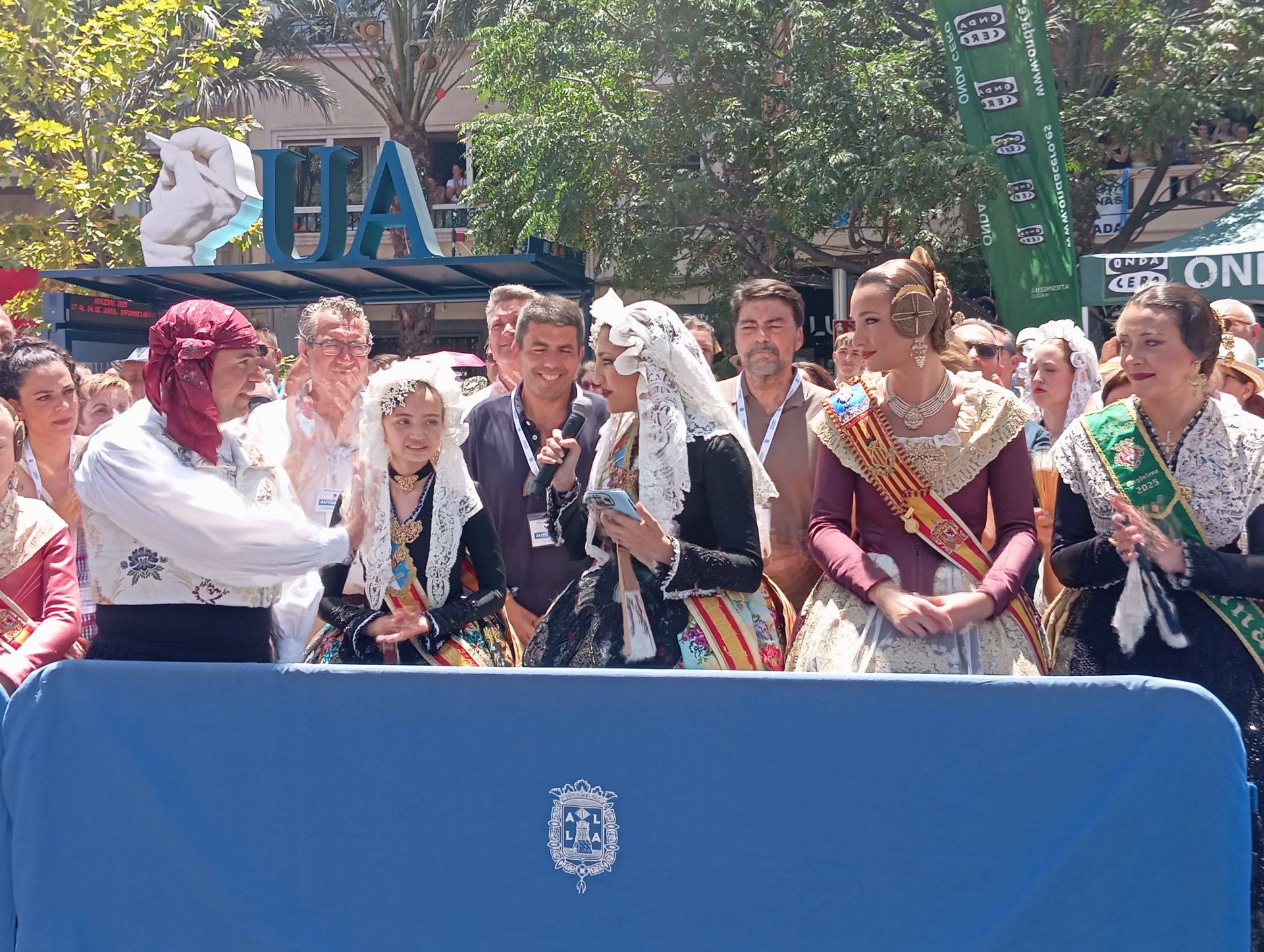 Emoción por todos los poros en la última mascletà de las Hogueras 2025