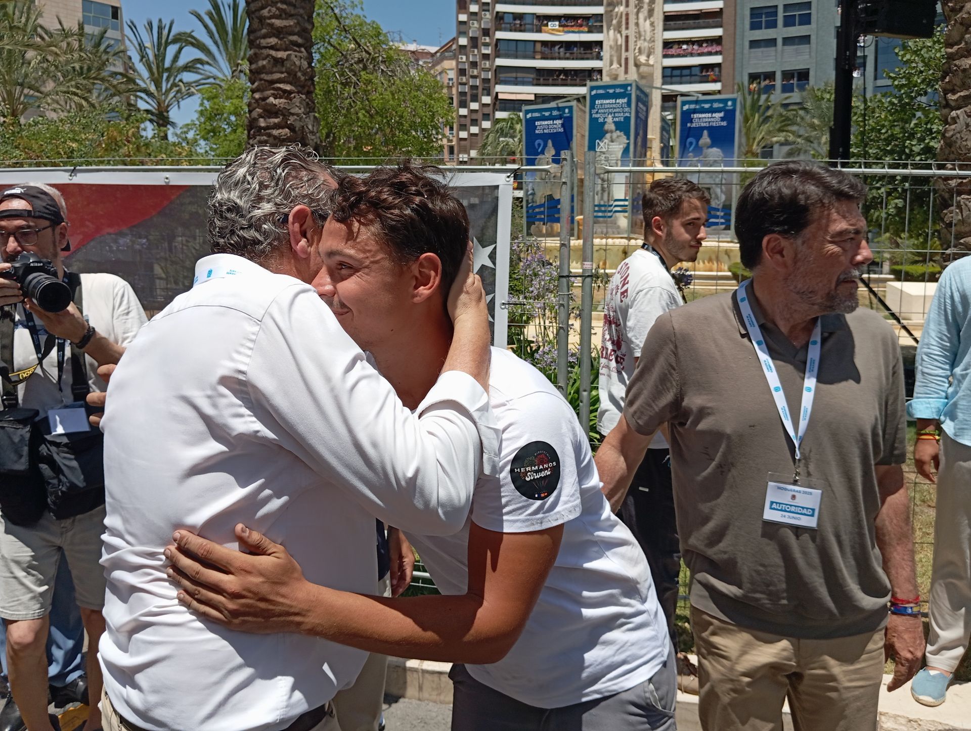 Emoción por todos los poros en la última mascletà de las Hogueras 2025