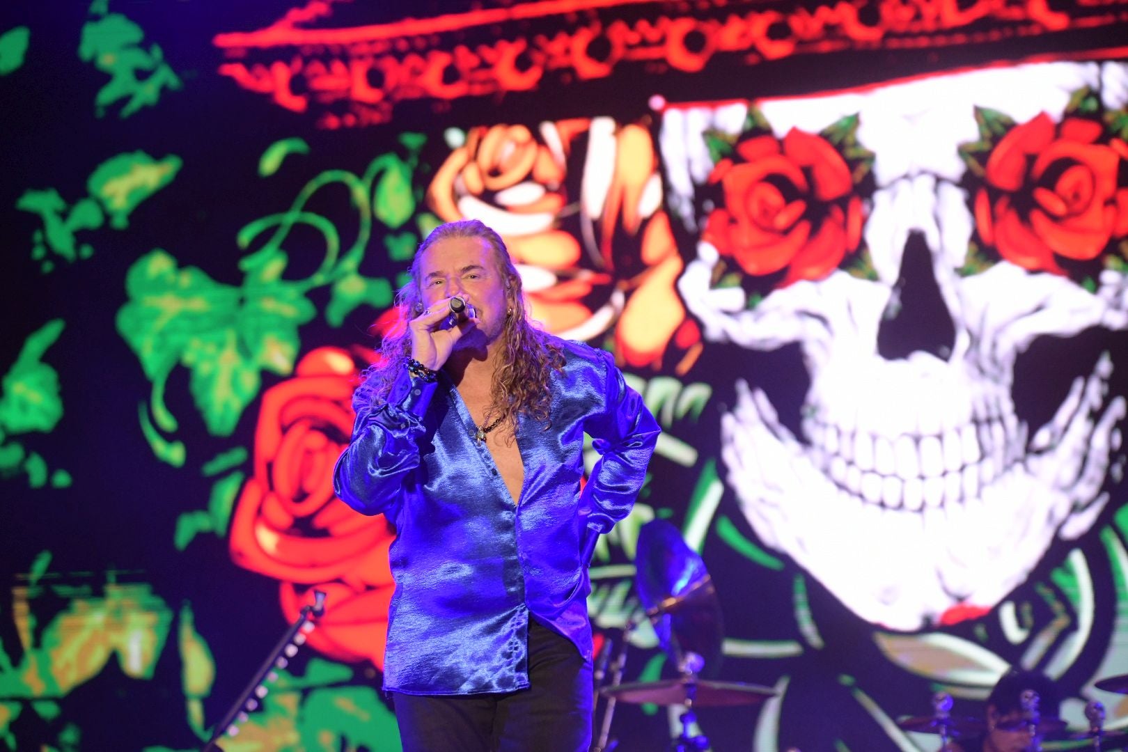 Alicante se rinde a Maná