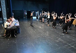Audición de danza en el Teatro Principal de Alicante.