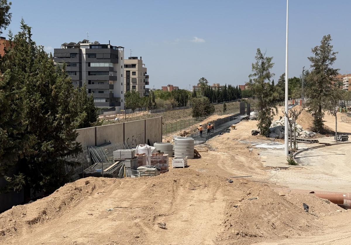 Work is underway to prepare the area for the arrival of the footbridge.