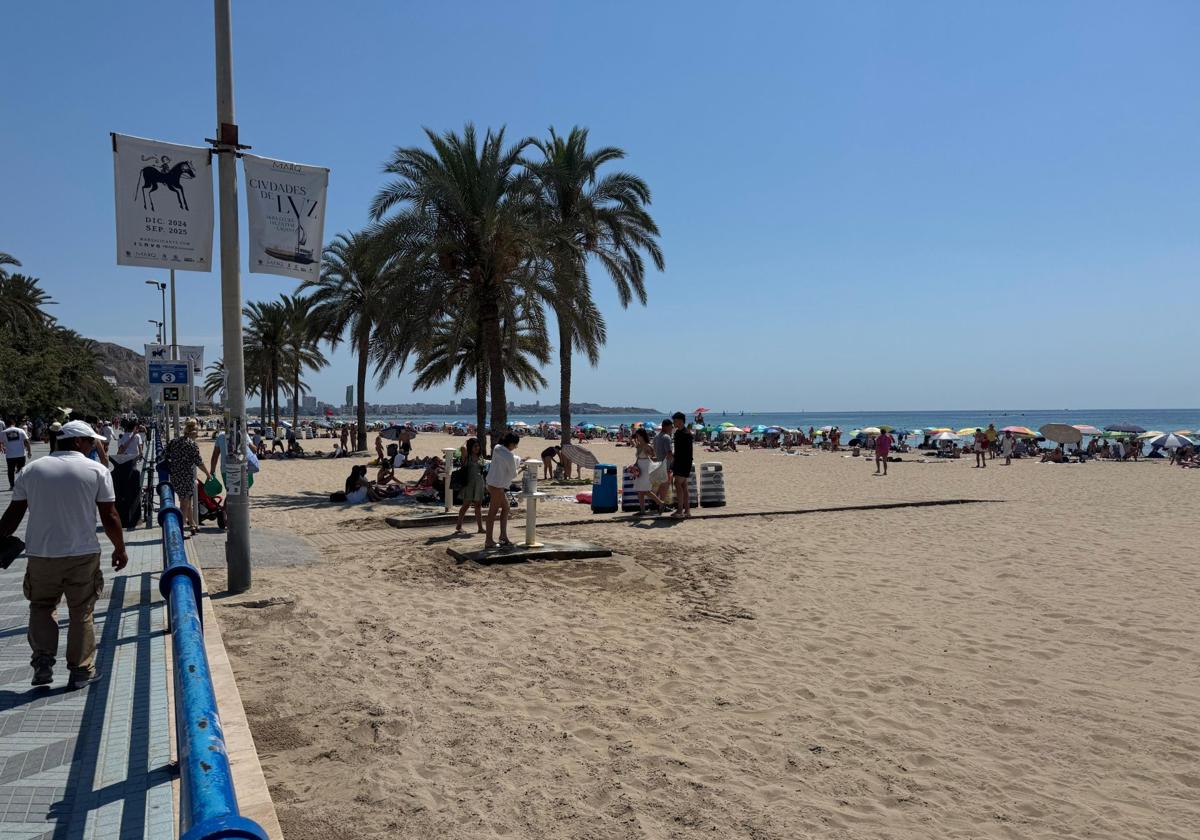 Postiguet Beach.