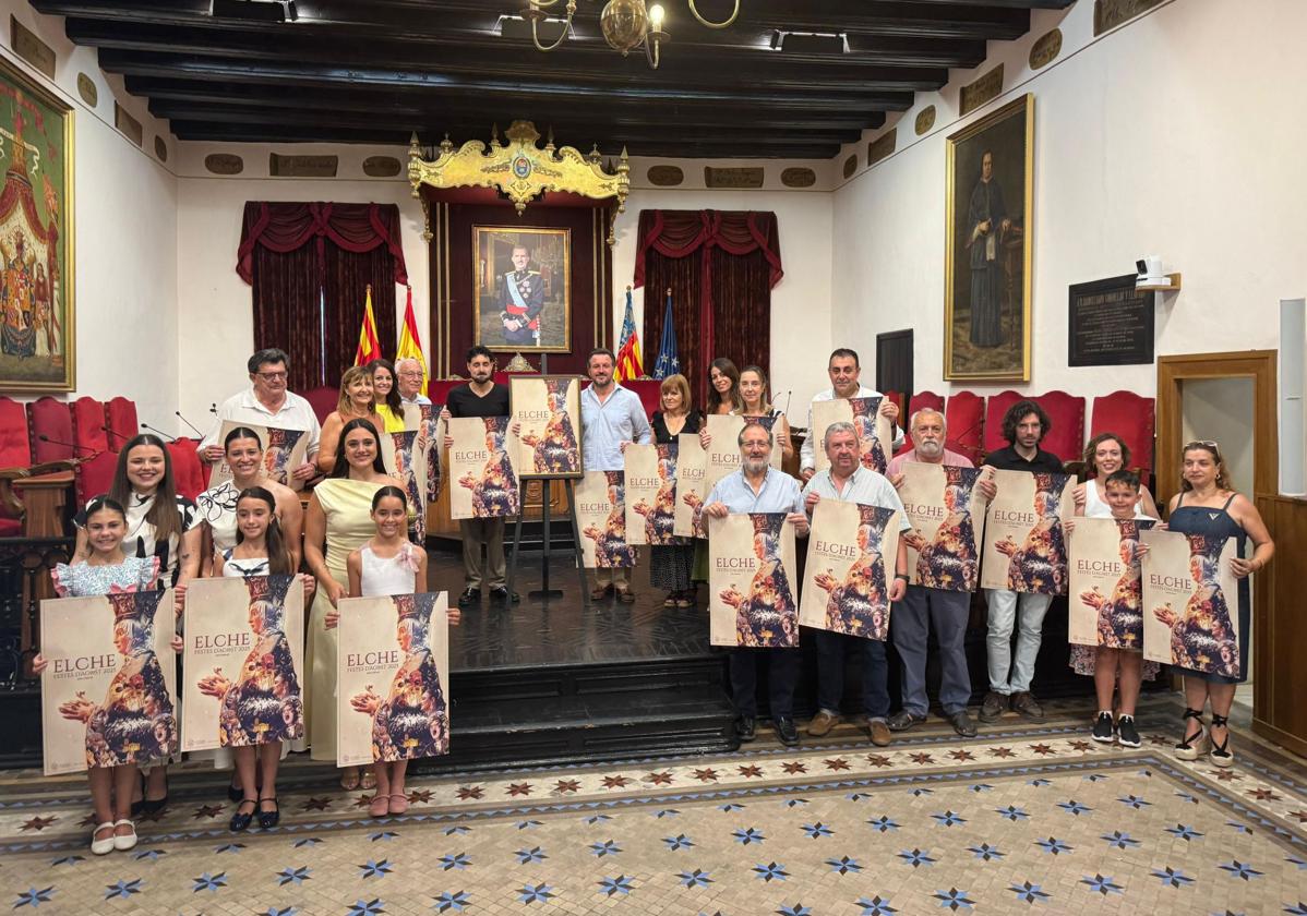 Presentación del cartel anunciador.
