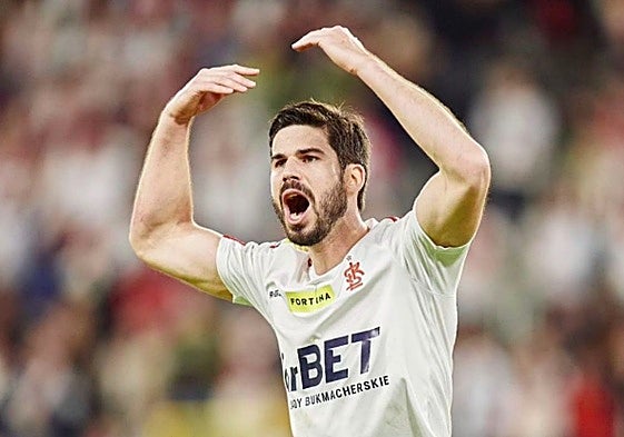 Nacho Monsalve es el elegido para liderar el centro de la defensa herculana.