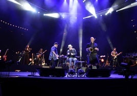 Joaquín Sabina emociona en su primer concierto de despedida en Alicante
