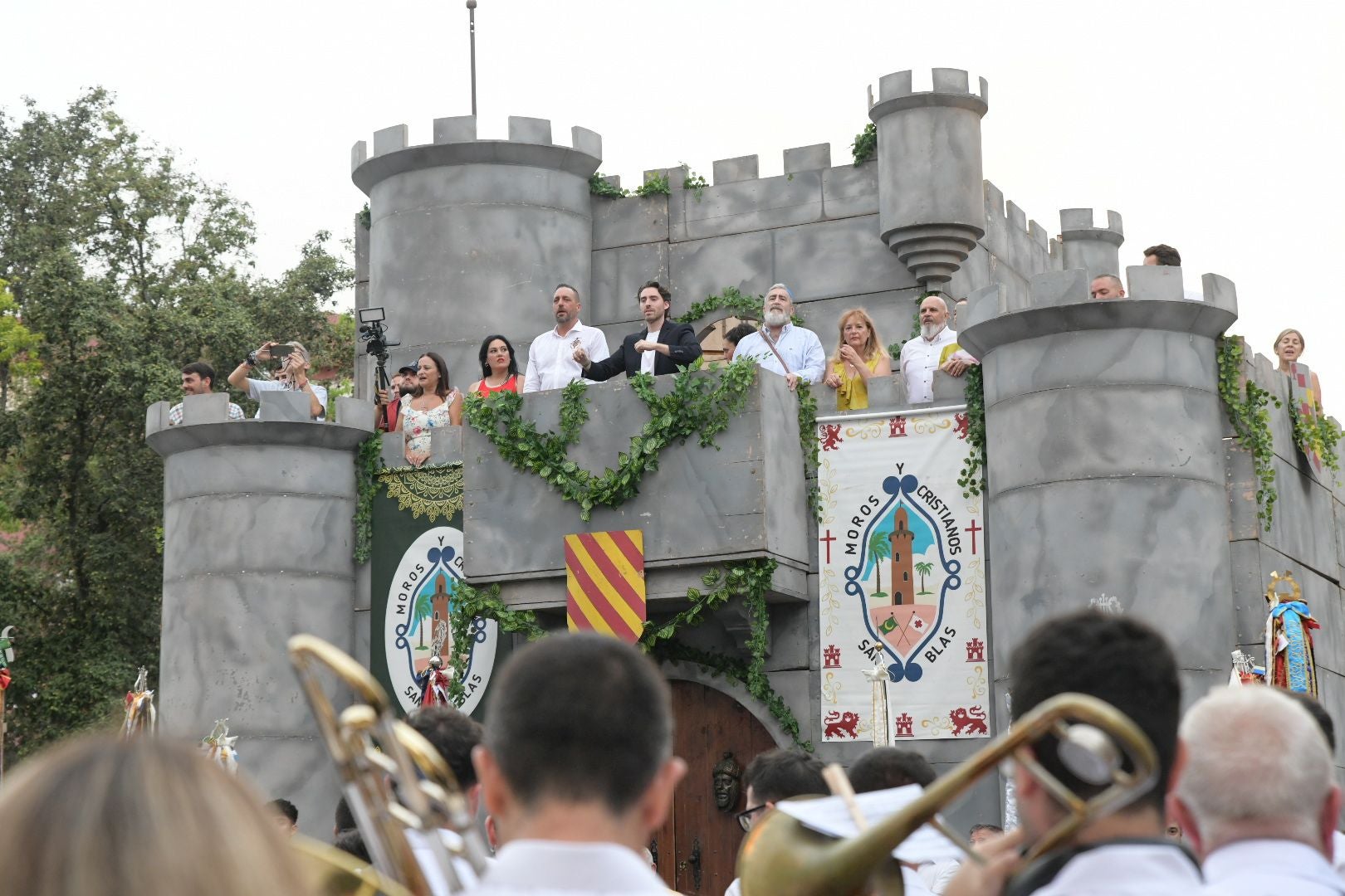 La Entrada de Bandas pone música a las fiestas de Moros y Cristianos de San Blas