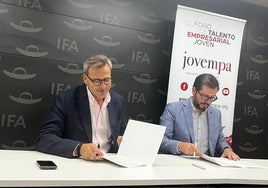 Firma del convenio entre Fira Alacant y Jovempa.
