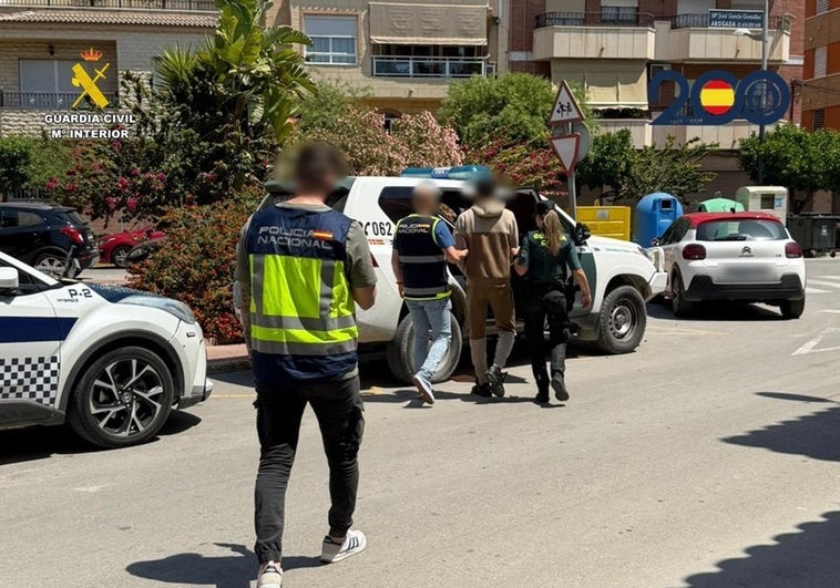 Arrest of the alleged thief.