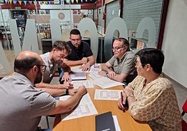Reunión con los arquitectos municipales y responsables del estudio redactor del proyecto.