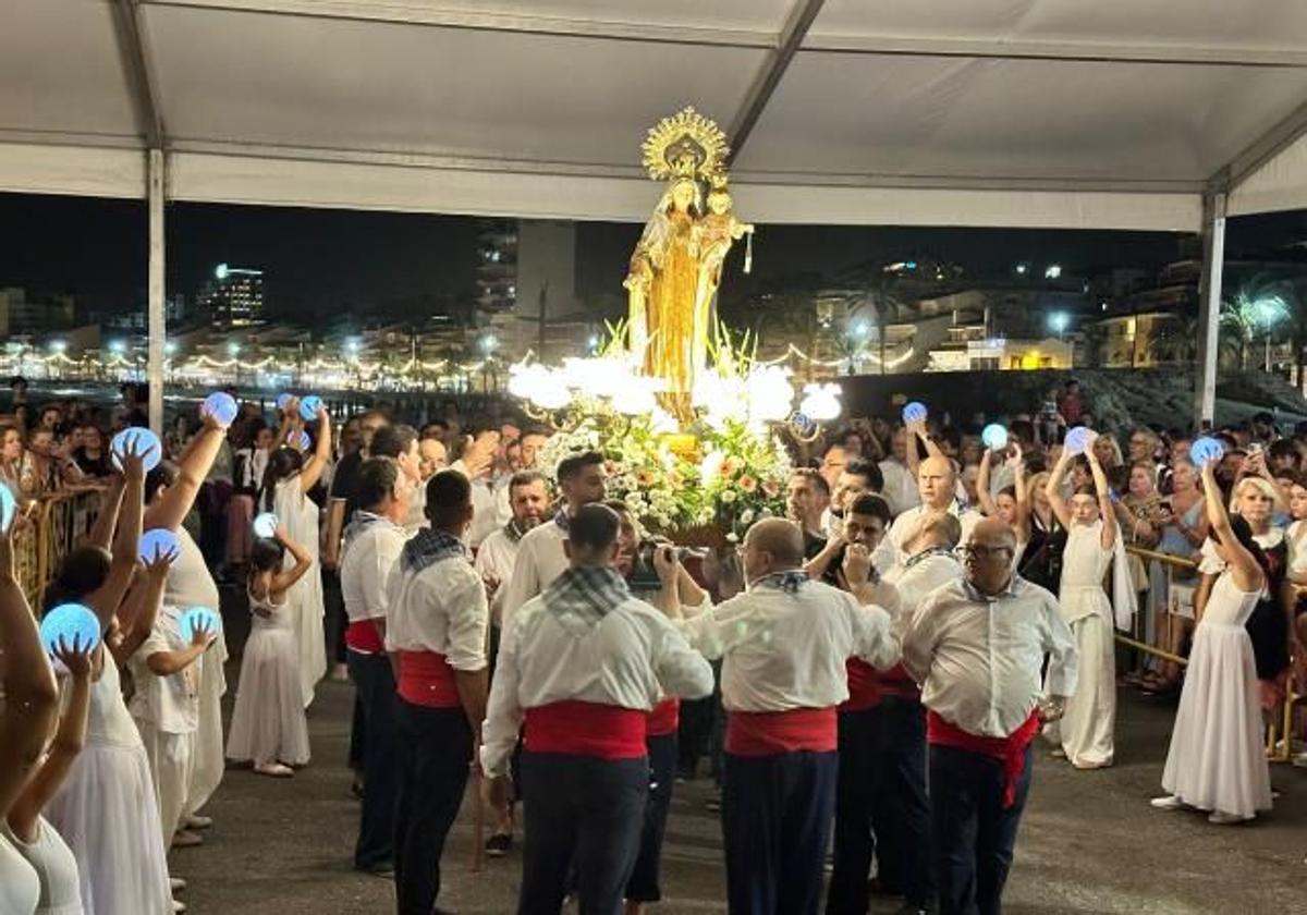 La Virgen del Carmen, en el puerto pesquero de El Campello.
