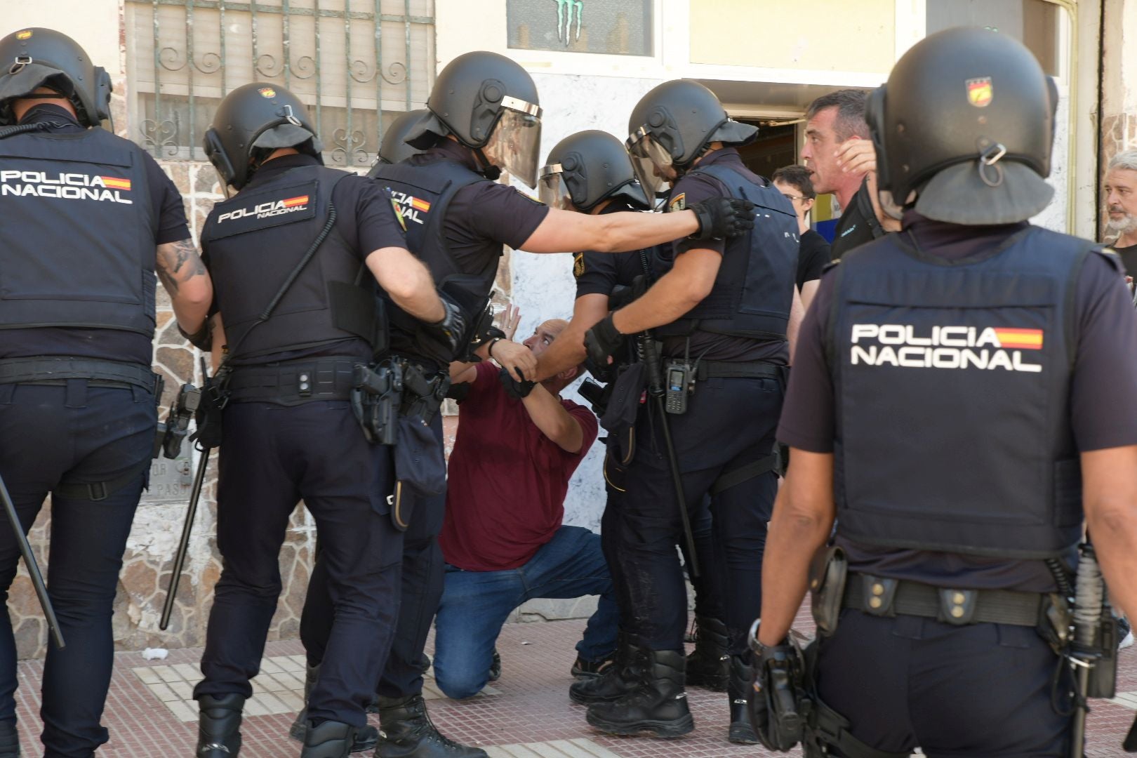 Desahucian a una pareja de 65 años en Nou Alacant