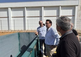 El alcalde y otras autoridades visitan el nuevo centro