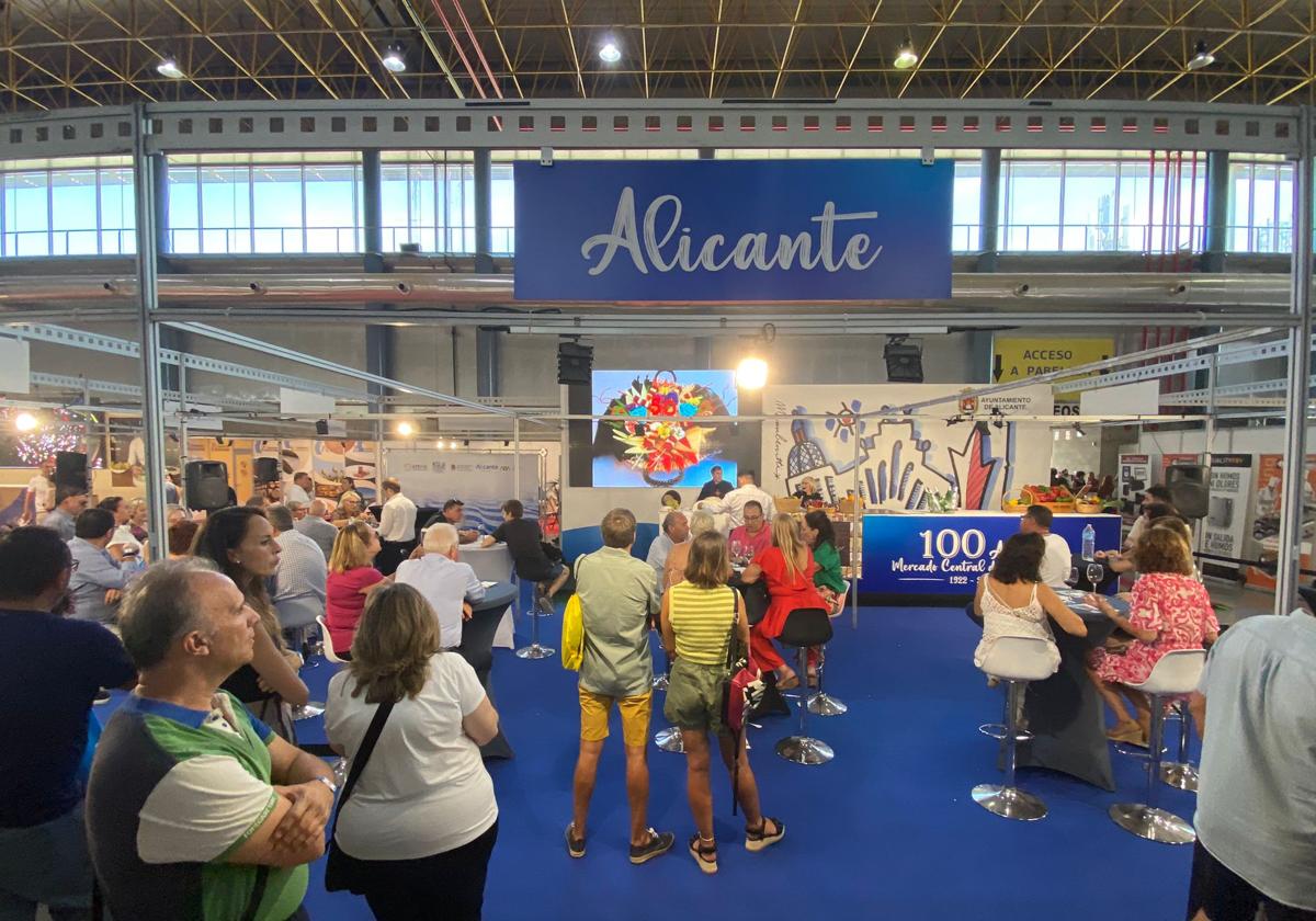 Stand de Alicante en la feria gastronómica provincial.