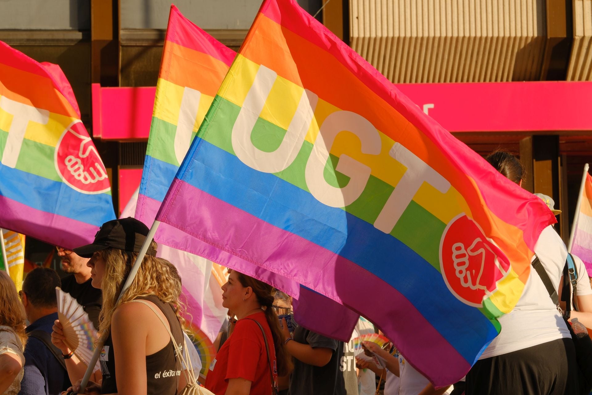 Alicante celebra el Orgullo entre fiesta y reivindicación