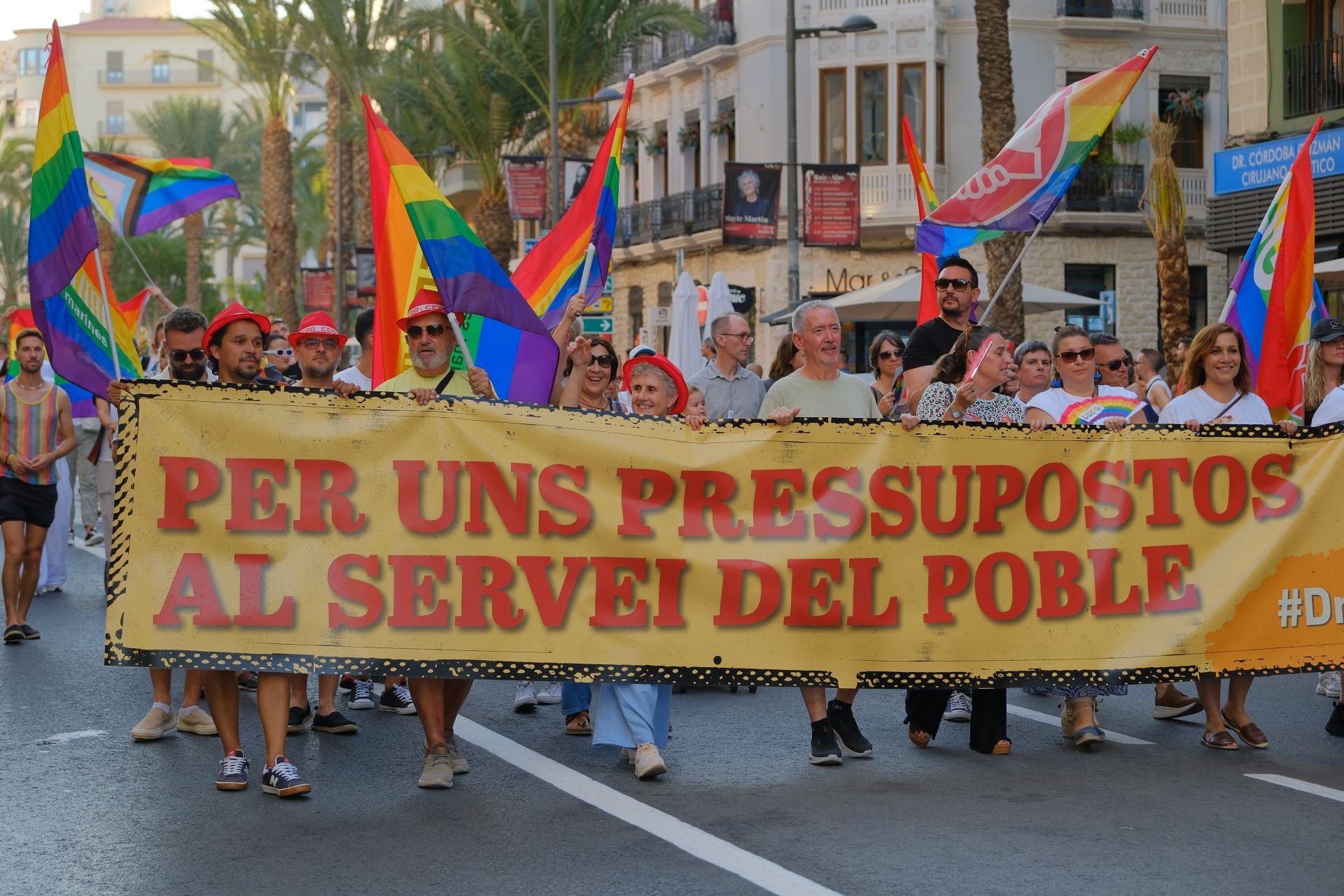 Alicante celebra el Orgullo entre fiesta y reivindicación