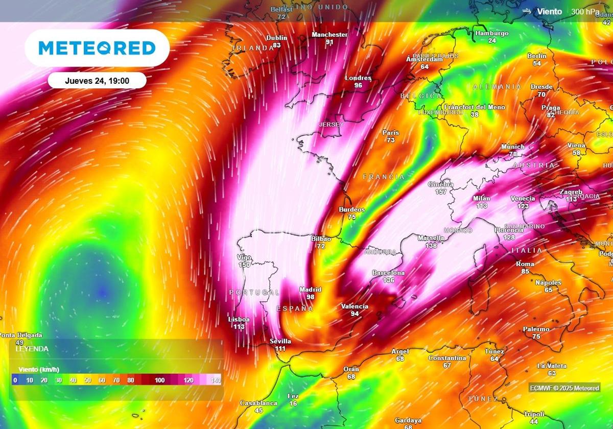 Imagen principal - El Laboratorio de Climatología de la UA advierte de un «episodio potencialmente peligroso» por lluvias y tormentas