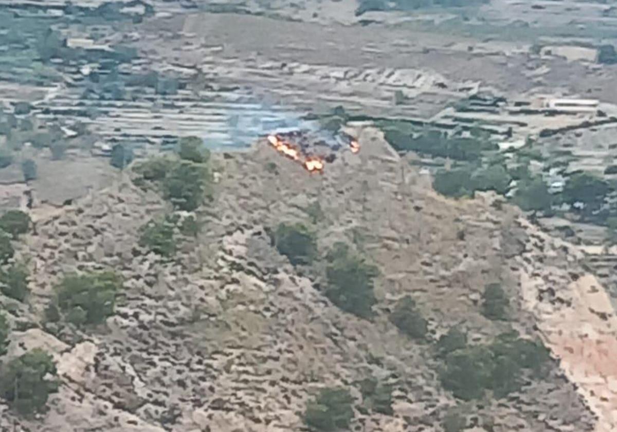 Vegetation fire in Xixona.