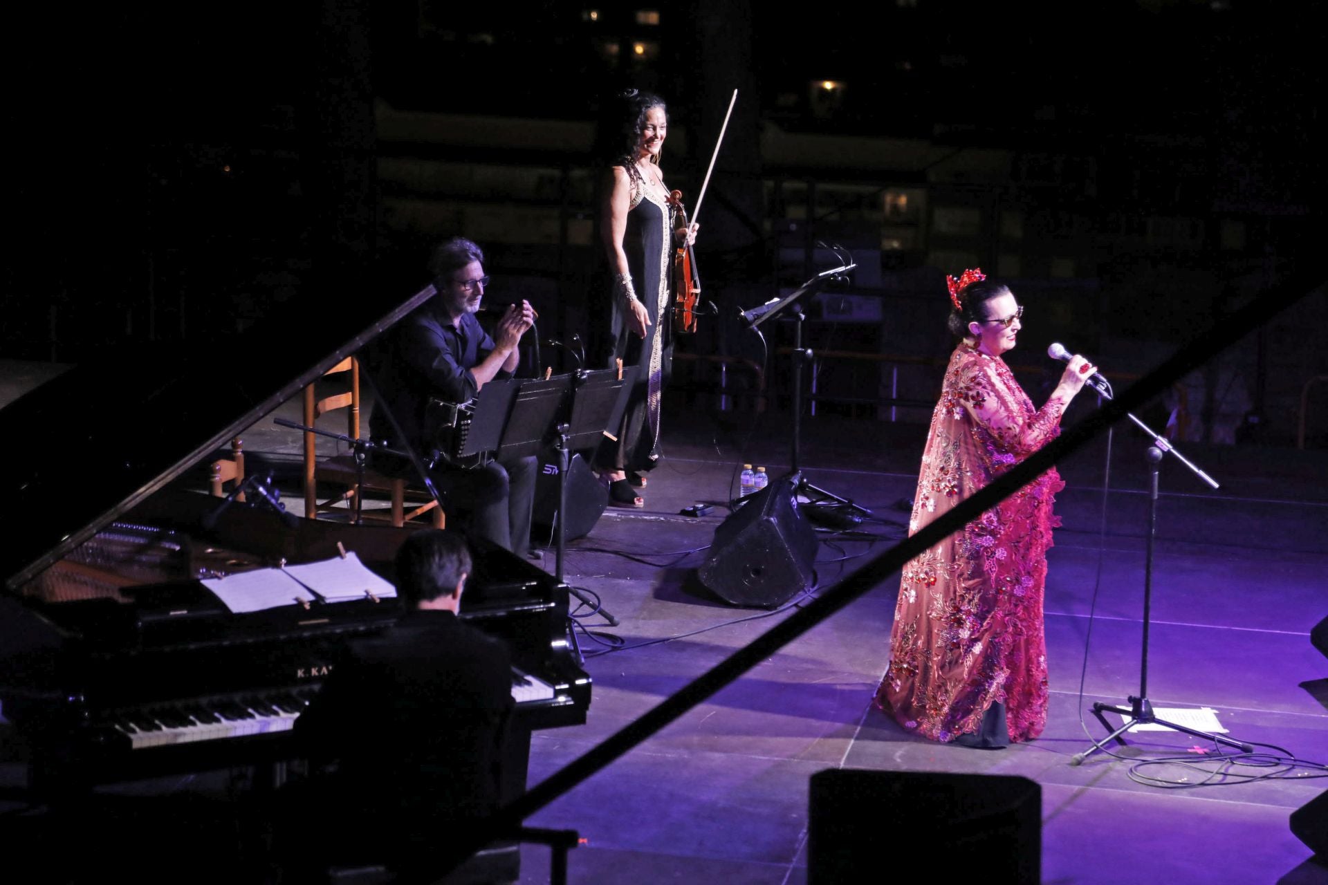 Martirio deslumbra en el festival Música al Castell de Dénia